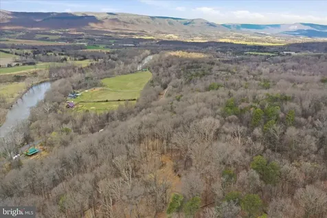 509 River View Place Shenandoah VA 22849