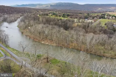 509 River View Place Shenandoah VA 22849