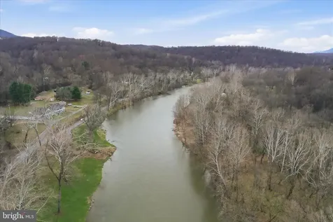 509 River View Place Shenandoah VA 22849