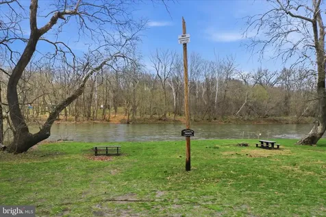 509 River View Place Shenandoah VA 22849
