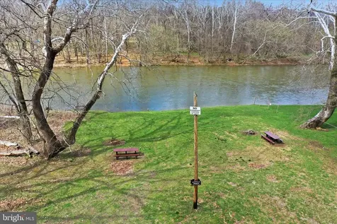 509 River View Place Shenandoah VA 22849
