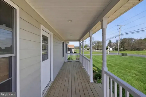 178 Reservoir Avenue Luray VA 22835
