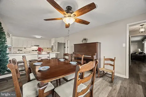 15 Painter Street Luray VA 22835