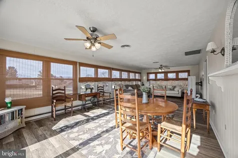 15 Painter Street Luray VA 22835