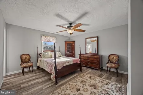 15 Painter Street Luray VA 22835