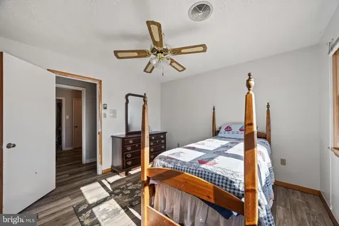 15 Painter Street Luray VA 22835