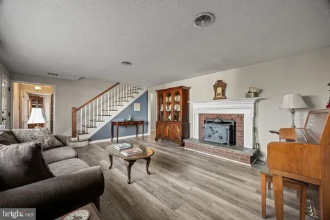 15 Painter Street Luray VA 22835