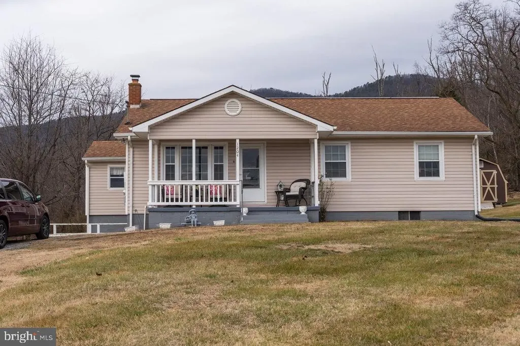 1204 Battlecreek Road Stanley VA 22851
