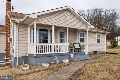 1204 Battlecreek Road Stanley VA 22851