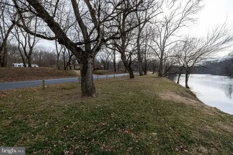 0 Shenandoah River Road Shenandoah VA 22849