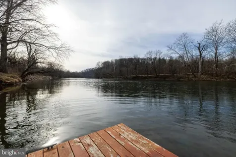 0 Shenandoah River Road Shenandoah VA 22849