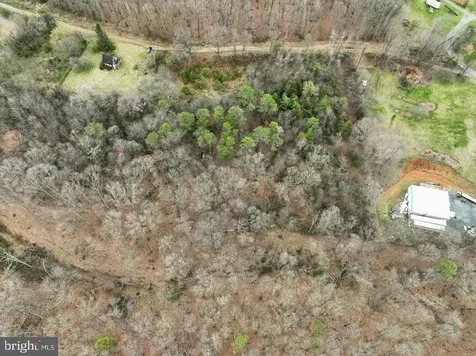 533 Railroad Avenue Shenandoah VA 22849
