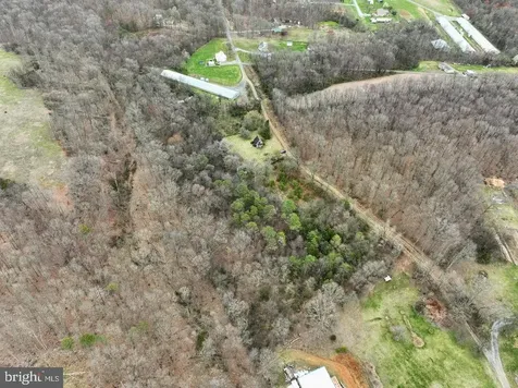 533 Railroad Avenue Shenandoah VA 22849