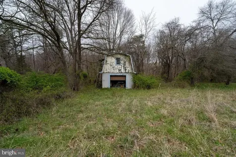 533 Railroad Avenue Shenandoah VA 22849