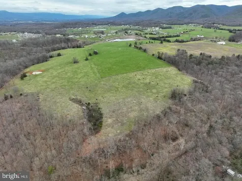 533 Railroad Avenue Shenandoah VA 22849