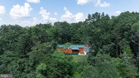 114 Americana Road Luray VA 22835