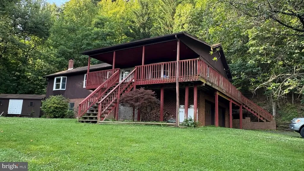 287 Blackthorne Road Luray VA 22835