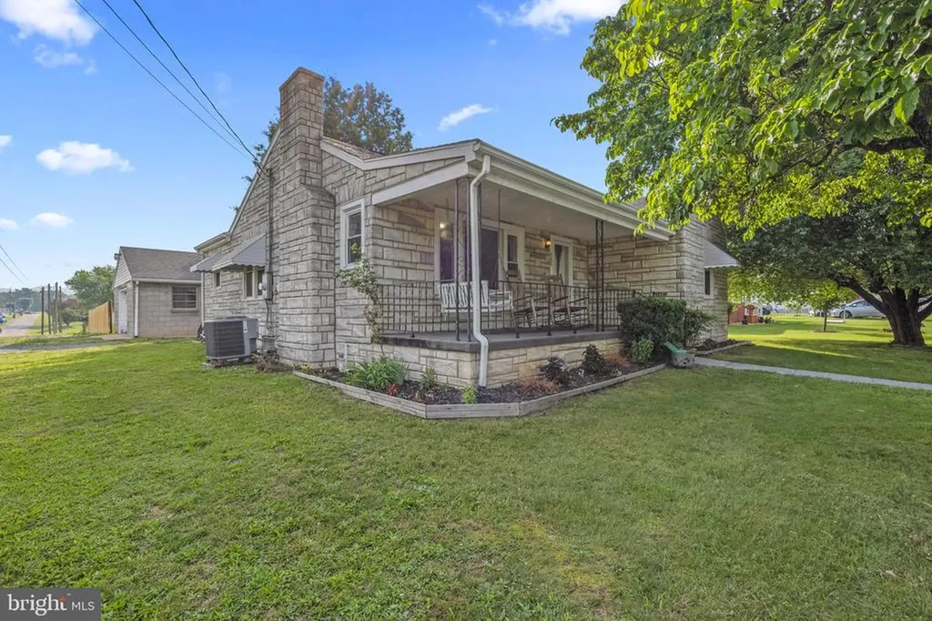 600 10th Street Shenandoah VA 22849
