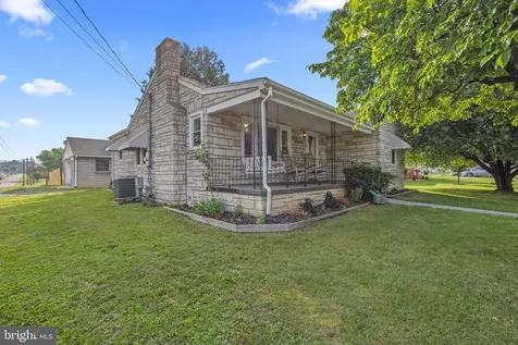 600 10th Street Shenandoah VA 22849