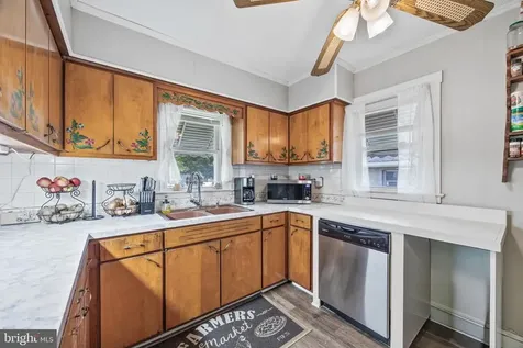 600 10th Street Shenandoah VA 22849