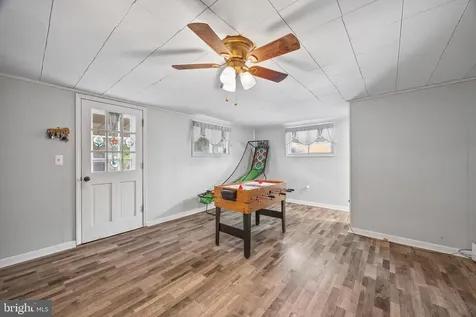 600 10th Street Shenandoah VA 22849