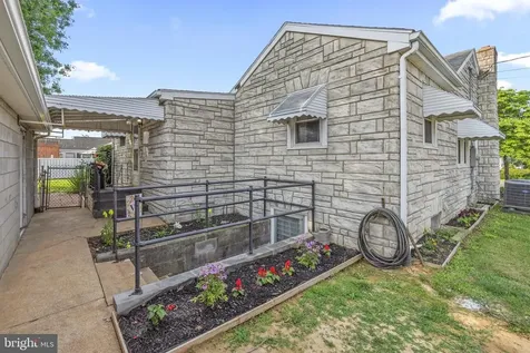 600 10th Street Shenandoah VA 22849