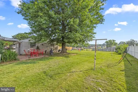 600 10th Street Shenandoah VA 22849