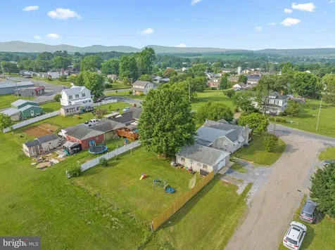 600 10th Street Shenandoah VA 22849