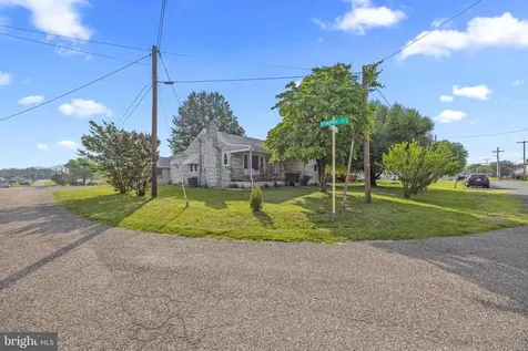 600 10th Street Shenandoah VA 22849