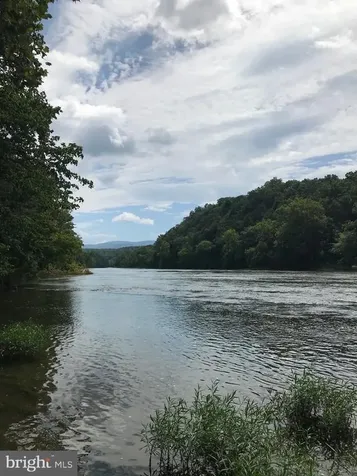 207 Riverview Drive Luray VA 22835