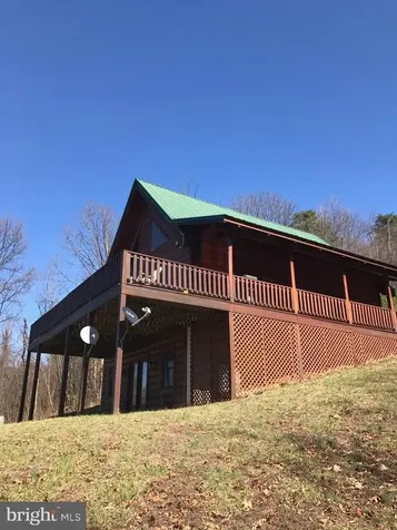 205 Meadow Hill Lane Rileyville VA 22650