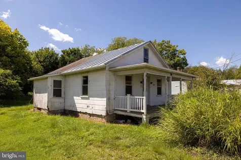 1819 Us Highway 211 W Luray VA 22835