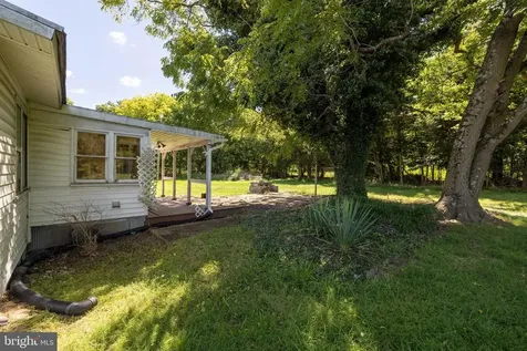 1819 Us Highway 211 W Luray VA 22835