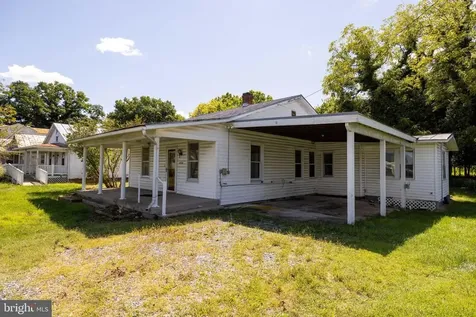 1819 Us Highway 211 W Luray VA 22835