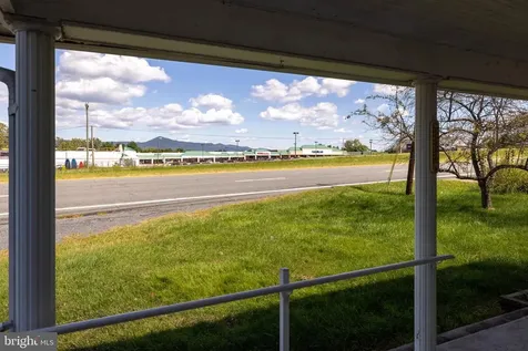 1819 Us Highway 211 W Luray VA 22835