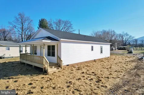 240 Deford Avenue Stanley VA 22851