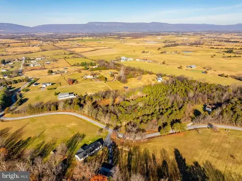 Harper Valley Road Luray VA 22835