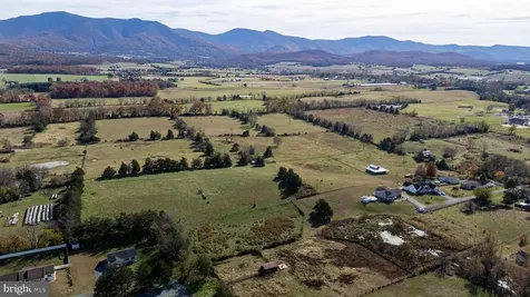 Off Seventh Street Luray VA 22835