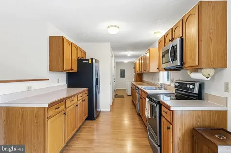 21 Greenfield Road Luray VA 22835