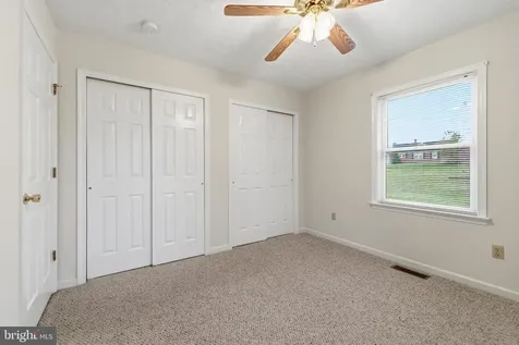 21 Greenfield Road Luray VA 22835