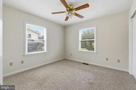 21 Greenfield Road Luray VA 22835