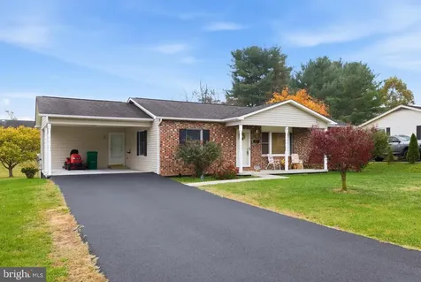 21 Greenfield Road Luray VA 22835
