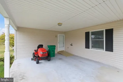 21 Greenfield Road Luray VA 22835