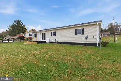 21 Greenfield Road Luray VA 22835