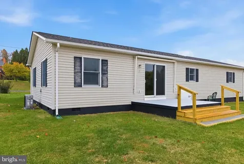 21 Greenfield Road Luray VA 22835