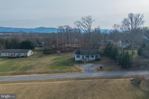 145 Hickory Drive Luray VA 22835