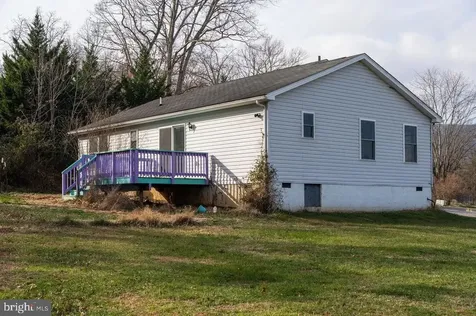 145 Hickory Drive Luray VA 22835