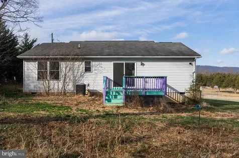 145 Hickory Drive Luray VA 22835