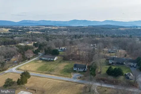 145 Hickory Drive Luray VA 22835
