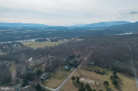 145 Hickory Drive Luray VA 22835